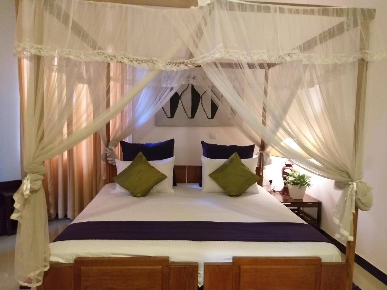 Cosy Nest Home Stay Negombo Ruang foto