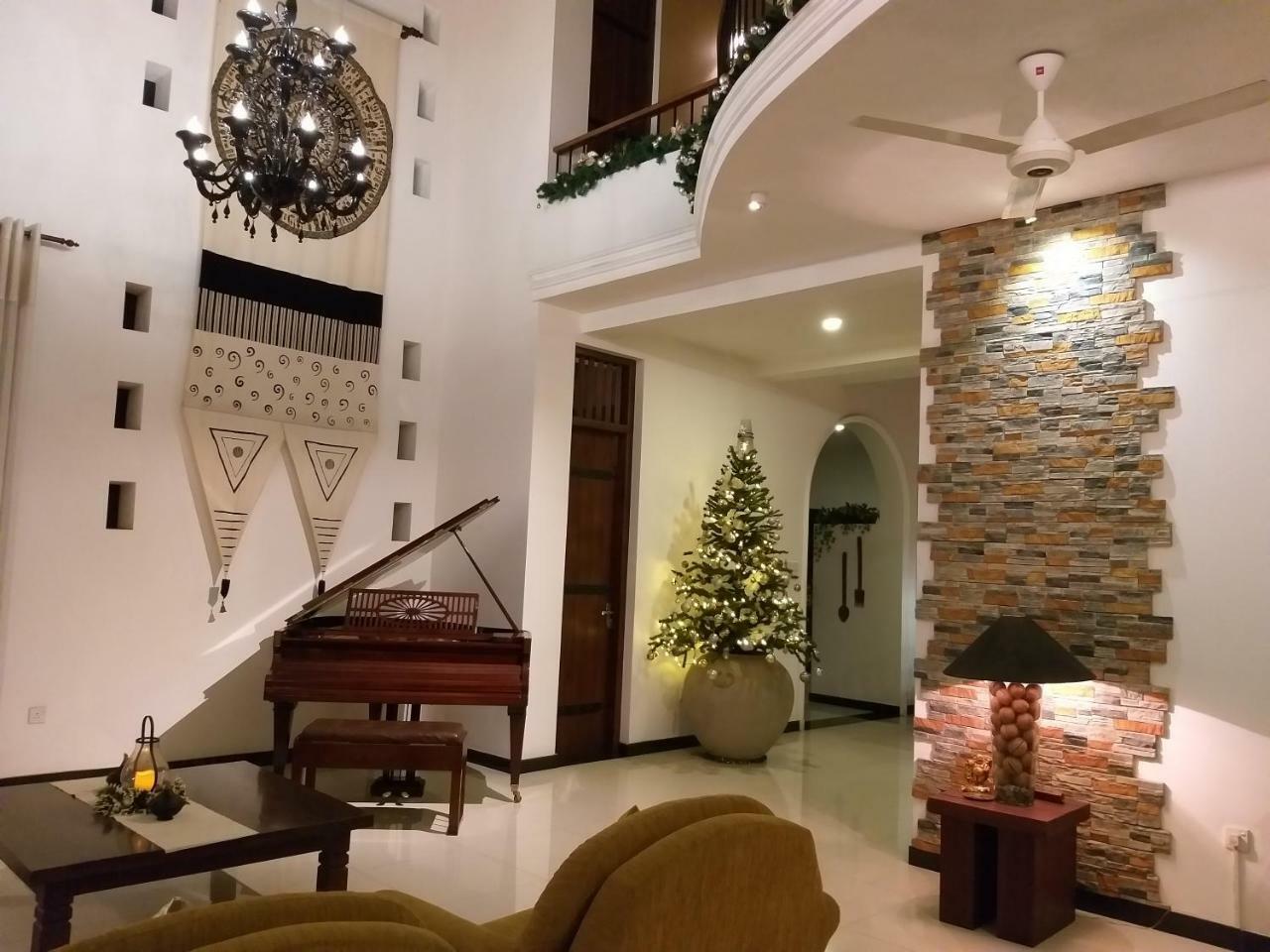 Cosy Nest Home Stay Negombo Bagian luar foto